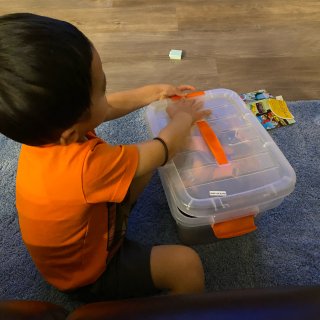 2岁+｜买玩具带盒，从小养成收玩具的好习...