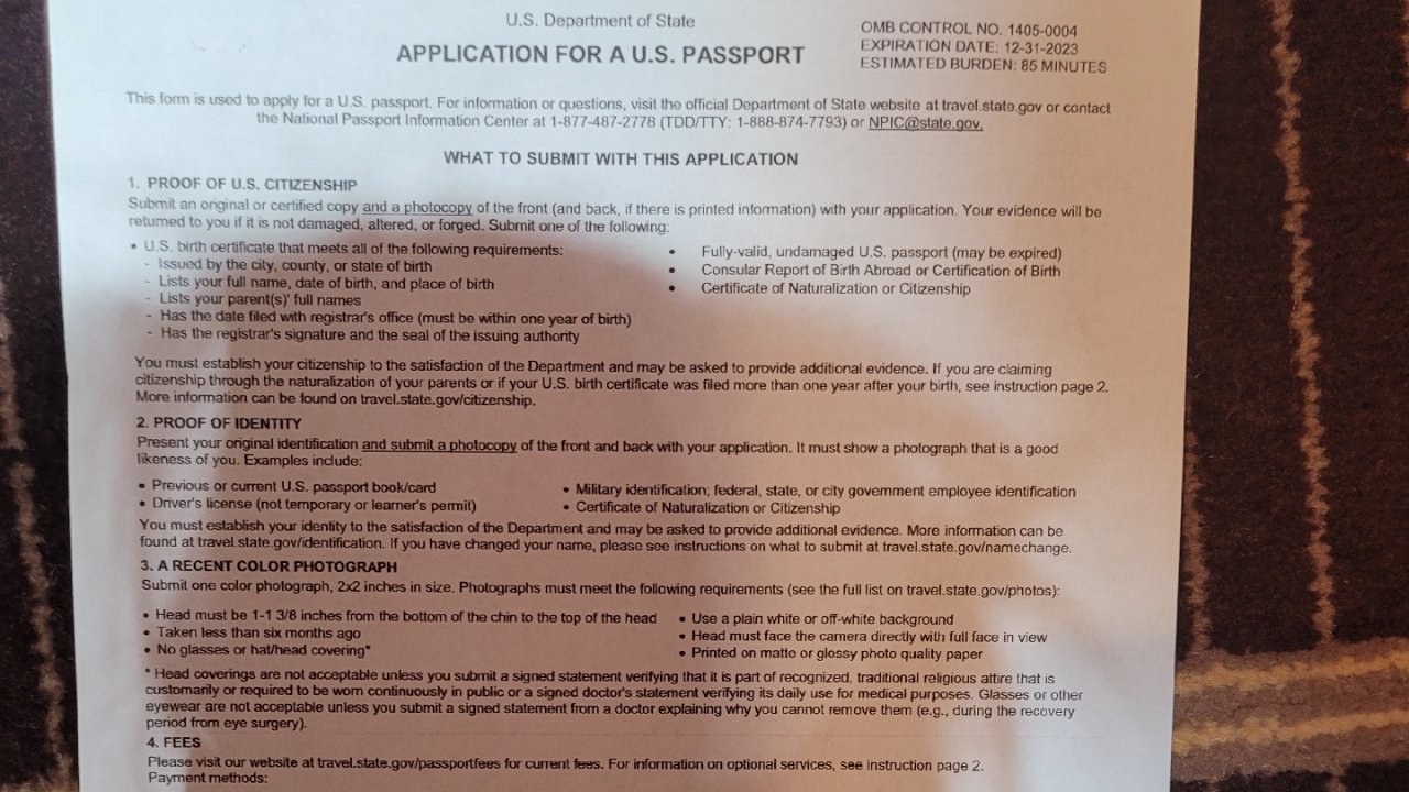 美国16岁以下·申请美国护照。