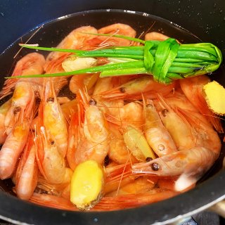 💓小朋友的健康午餐｜鳗鱼饭&北极冰虾...
