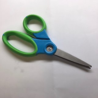 儿童剪刀✂️我用它...