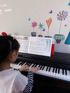 小叶子❥在线1V1钢琴陪练，让孩子轻松愉快的练琴～