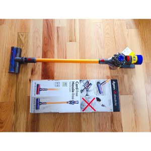 Dyson V8 absolute