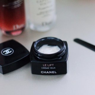 Chanel眼霜