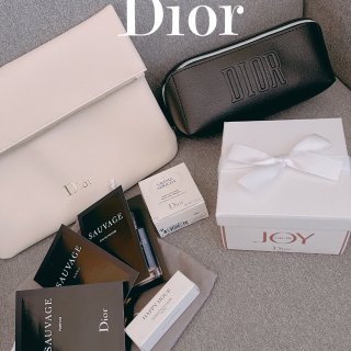 Dior买一送八｜最好看实用的化妆包包...