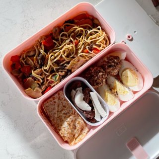 午餐餐盒➕外卖炒面...