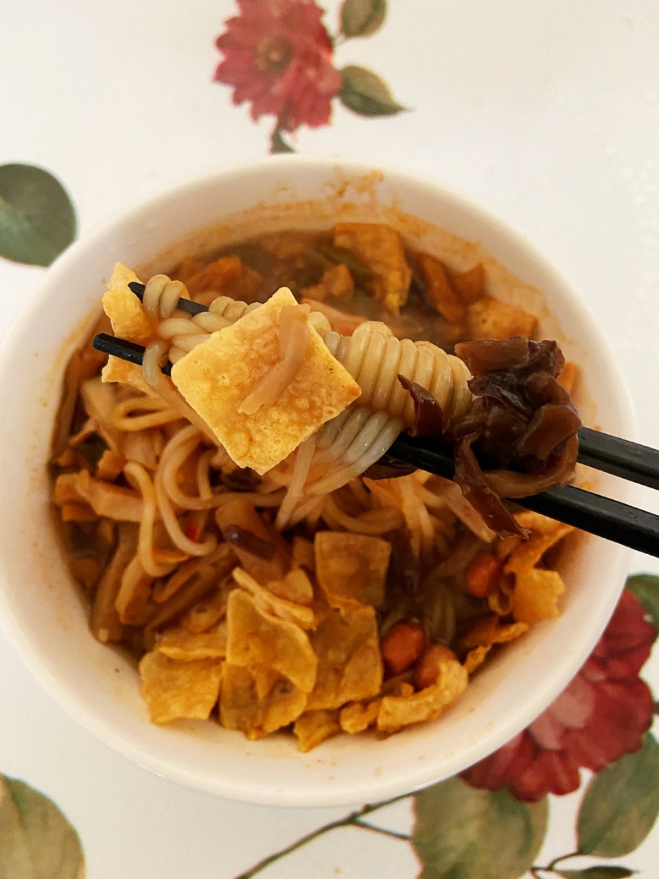 小确幸|| 螺蛳粉测评9⃣️好欢螺螺蛳粉黄色装🍜 | 社区美食精选