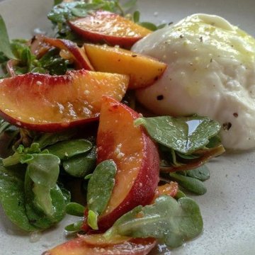 Outerlands - 旧金山湾区 - San Francisco - 推荐菜：Peach burrata salad