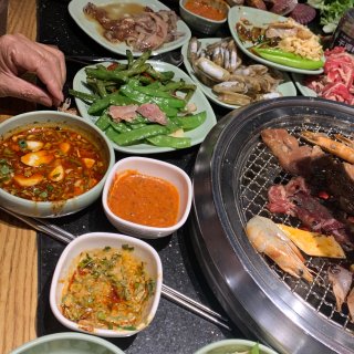 🍗盛江山🍗韩国烤肉店里吃的超过瘾...