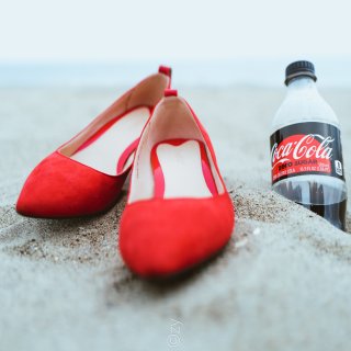 海边拍照📷闭眼姿势推荐👠小红鞋道具尝试...