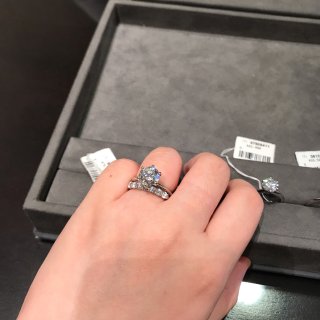 Tiffany经典6爪钻戒get✅...