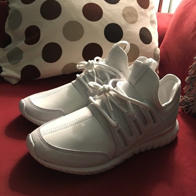 adidas 阿迪达斯