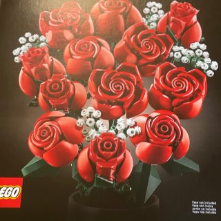 Lego Bouquet of Rose...