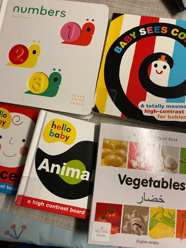 图书馆的baby books