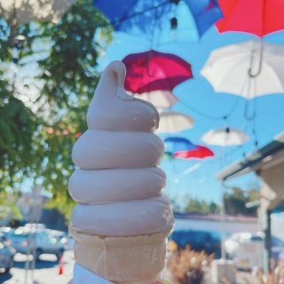 OOTD｜夏日清爽搭配+最爱的冰淇淋...