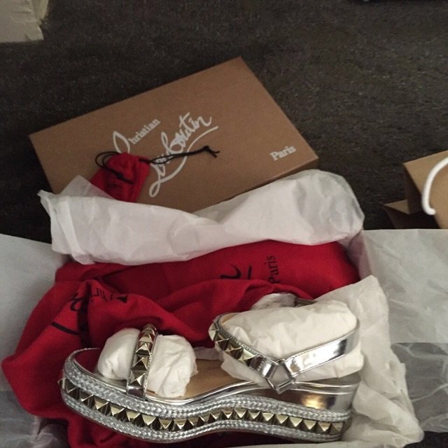 Christian Louboutin 克里斯提鲁布托