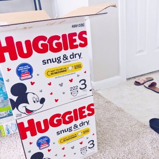 两箱Huggies到啦