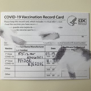 四月打疫苗啦