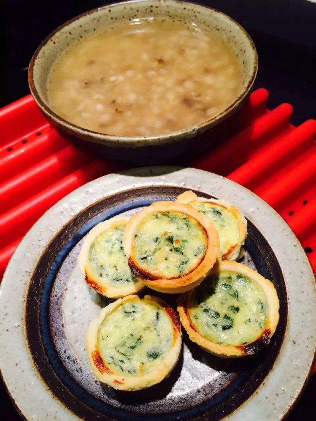 美食推荐：迷你奶酪菠菜蛋塔mini...