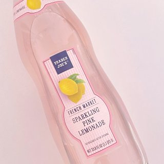 喝了这杯粉色气泡果汁，可否也能变成粉色小...