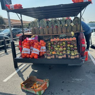 户外买水果