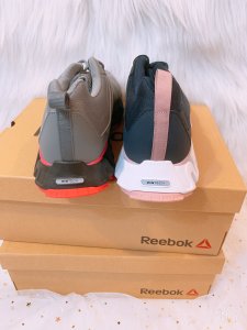 白菜价Reebok运动鞋
