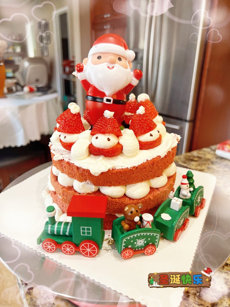 🎄圣诞节～第一次尝试做红丝绒蛋糕，真的超...
