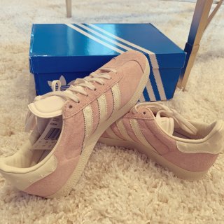 adidas 阿迪达斯