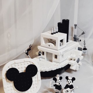 Lego 乐高,乐高玩家报到,Lego x Disney,Disney 迪士尼,Disney周边,Steamboat Willie,Mickey Mouse,Lego Ideas,celebrate Mickey Mouse’s birthday,米奇90周年