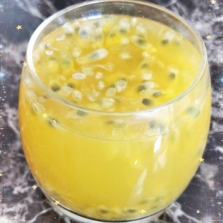 自制百香果蜂蜜汁