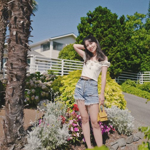 西周末穿搭▪️白色小top+牛仔短裤=湖滨公园的夏日🌞🌊