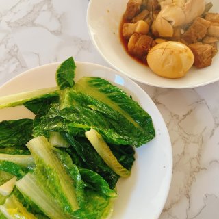 晚餐：红烧肉🥩+生菜🥬...
