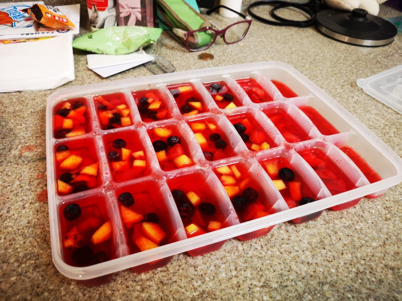 藍莓,黄桃,草莓,玫瑰酒,草莓果冻粉