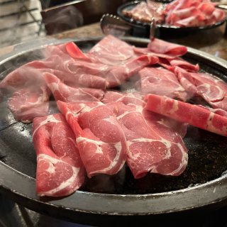 LA探店丨人气和烟火气十足的韩国烤肉店...