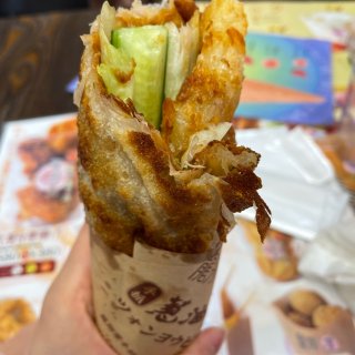 日本东京阿美横町龙翔堂台湾炸鸡葱油饼💕...