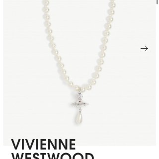  Vivienne Westwood珍珠...