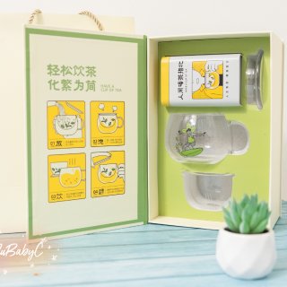 蜜桃乌龙茶 + 设计款茶具礼盒套装