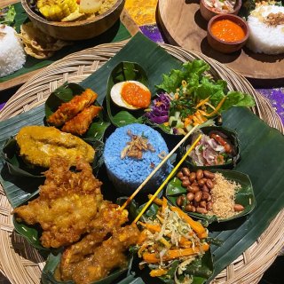 巴厘岛｜乌布最火的印尼餐厅Sun Sun...