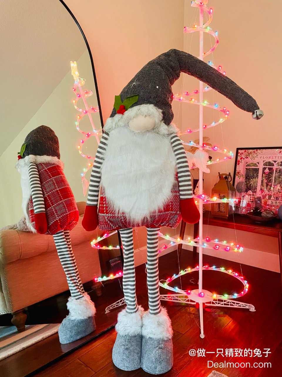 Costco圣诞长腿精灵原来是一对...