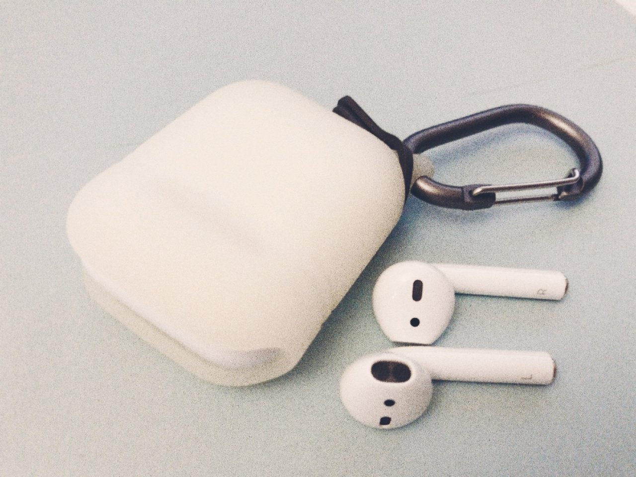 Airpods 轻松配对台式机当麦克风...