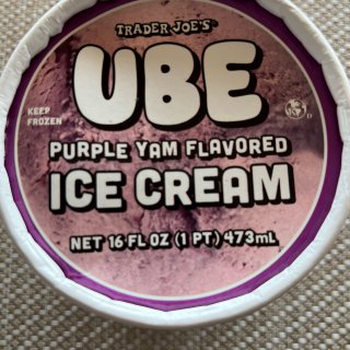 终于买到了舅舅家的 Ube 冰淇淋...