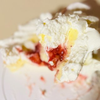 草莓🍓奶油蛋糕...