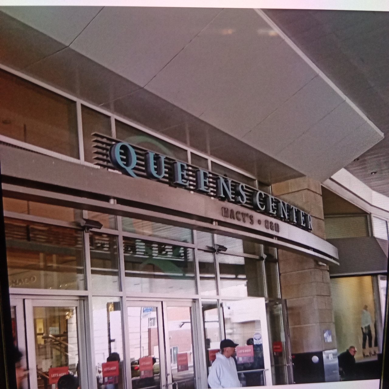 Queens Center | Home
