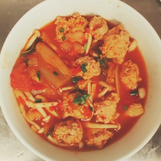周末厨房| 韩式泡菜肉丸汤🍲...
