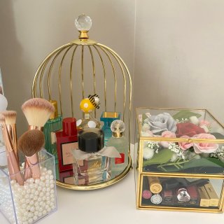 梳妆台就是我的小花园｜妆点化妆品收纳盒...