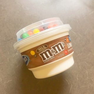 Mini M&M巧克力豆酸奶...