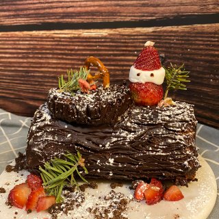 米君烘焙｜圣诞甜点：巧克力树桩蛋糕🎄🎅🏻...