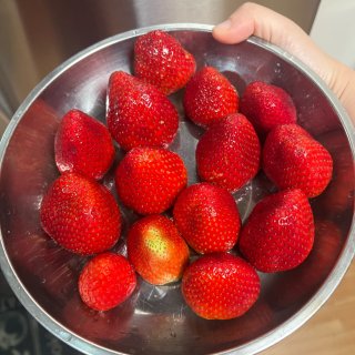 法拉盛Hmart：草莓🍓大会...