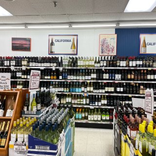 Skytop Wine and Liquor - 纽约 - Syracuse