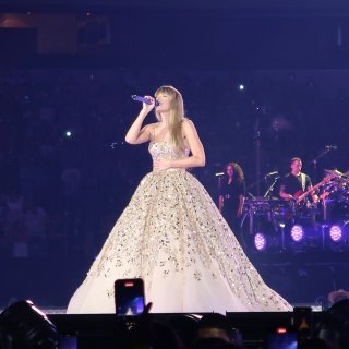 Taylor Swift德州首场演唱会！...