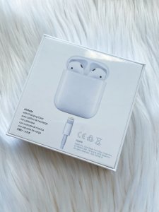 Dream headsets 丨Apple AirPods